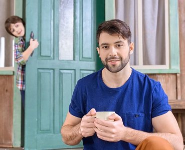 Jak a čím nejlépe vyčistit dřevěné dveře?