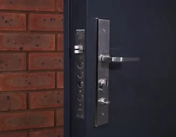 Jaké bezpečnostní dveře jsou vhodné do paneláku?