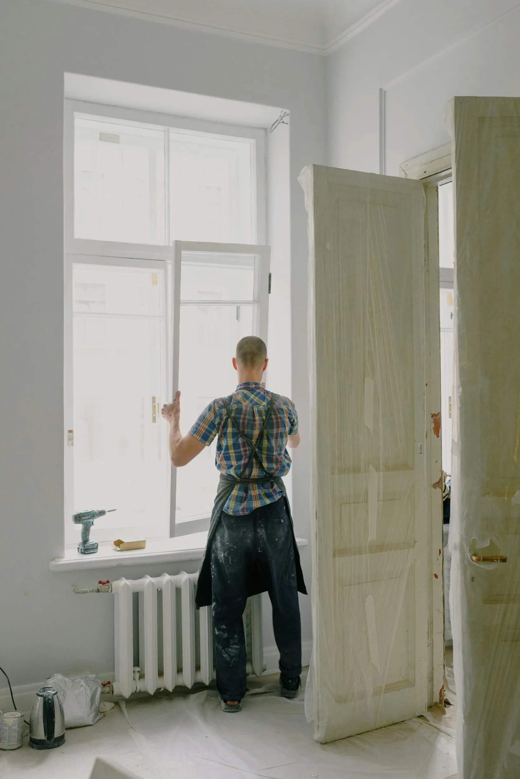 Demontáž, likvidace a úklid po instalaci plastových oken či dveří